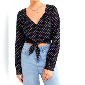 Urban Outfitters Floral Black Crop Top (Size: Small)